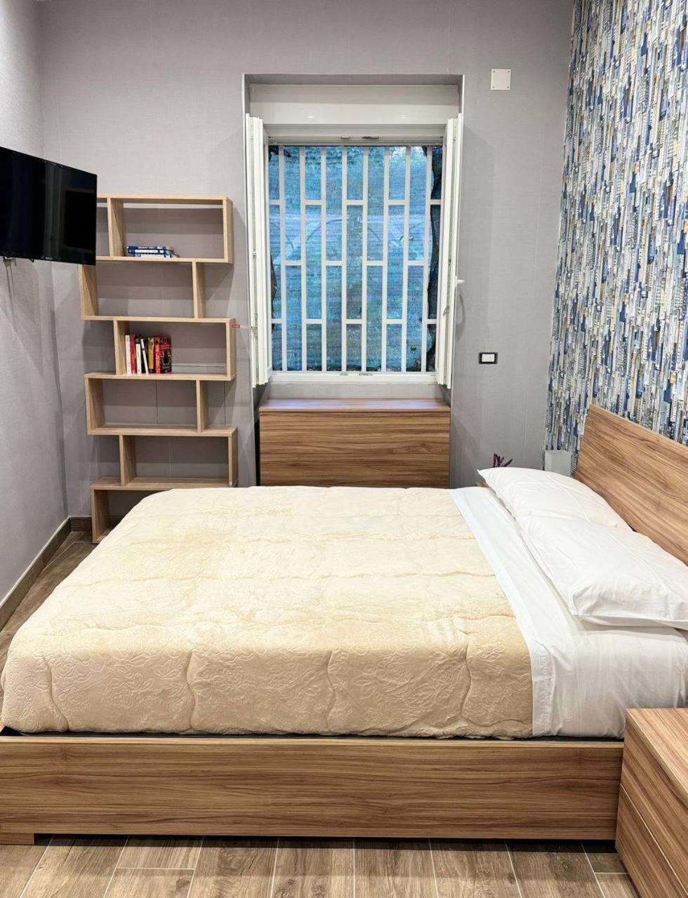 Appartamento 280 Mt Dalla Metro The Mox Luxury Apartament Napoli Esterno foto