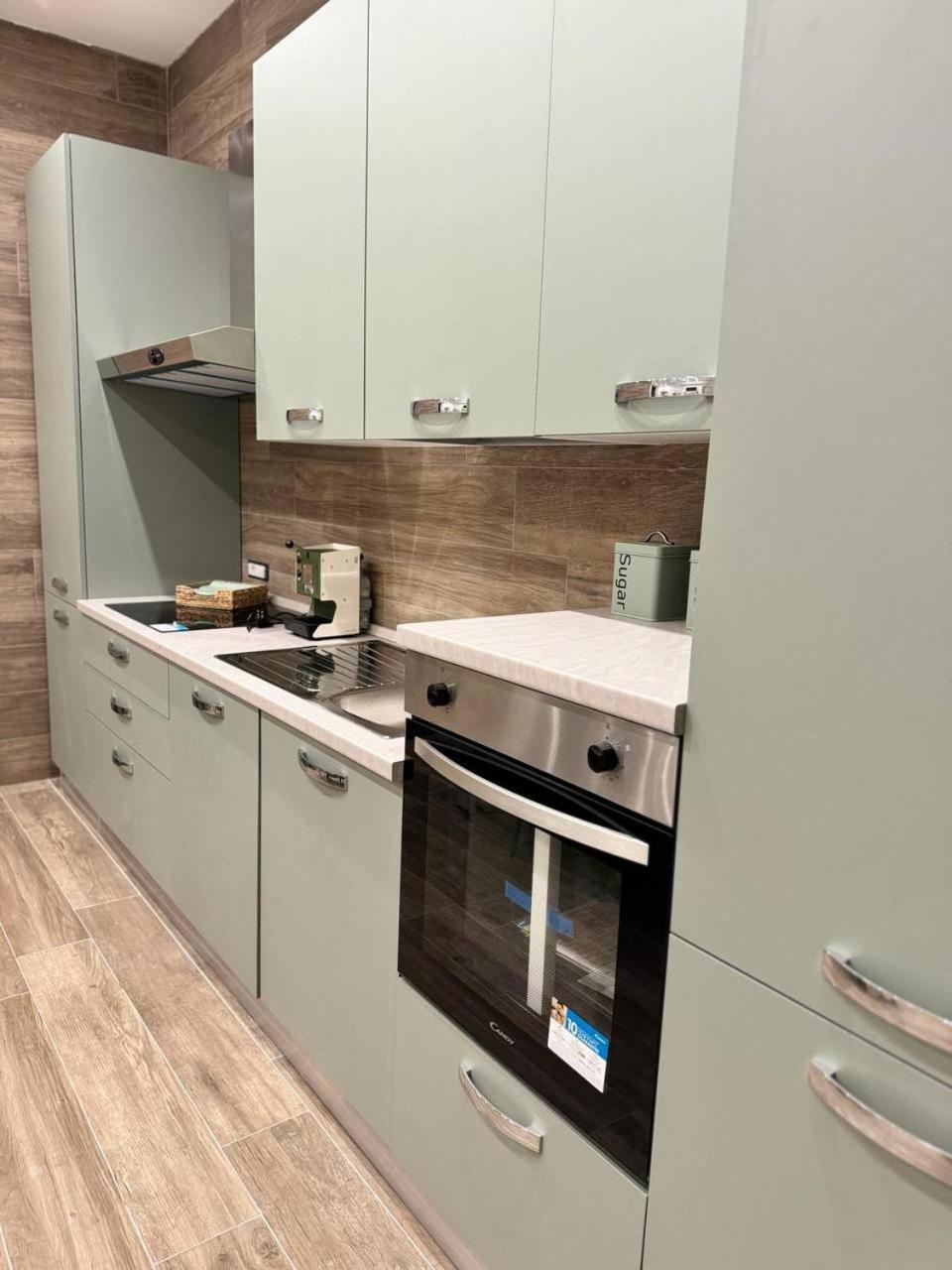 Appartamento 280 Mt Dalla Metro The Mox Luxury Apartament Napoli Esterno foto